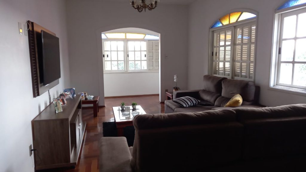 VENDE-SE APARTAMENTO NO CENTRO PRÓXIMO A RODOVIÁRIA