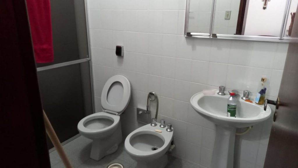 VENDE-SE APARTAMENTO NO CENTRO PRÓXIMO A RODOVIÁRIA