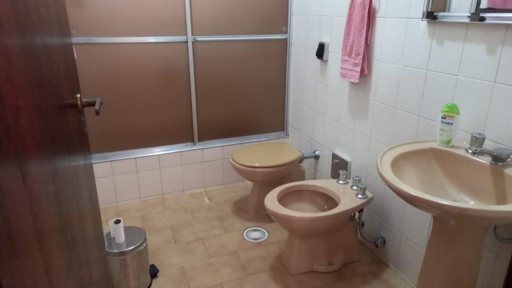 VENDE-SE APARTAMENTO NO CENTRO PRÓXIMO A RODOVIÁRIA