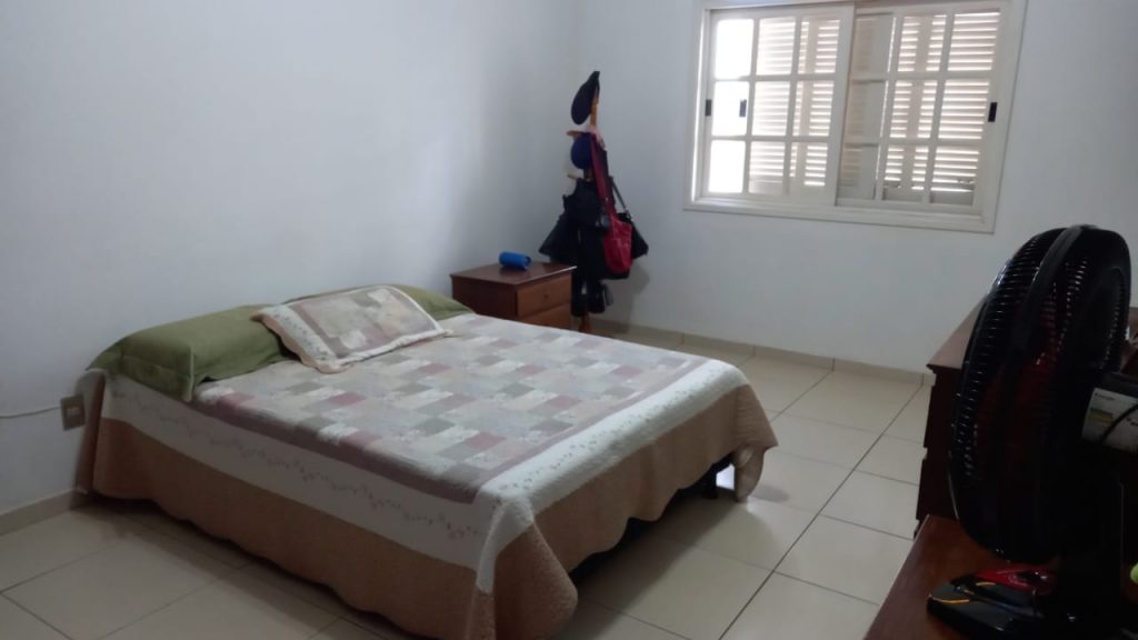 VENDE-SE APARTAMENTO NO CENTRO PRÓXIMO A RODOVIÁRIA