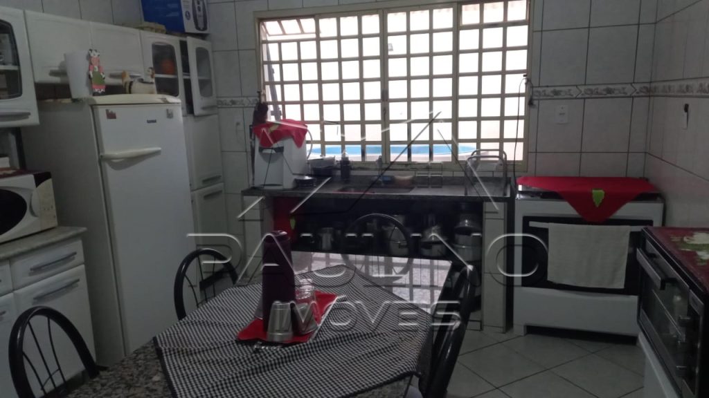 VENDE-SE CASA NO BAIRRO PONTE ALTA 2