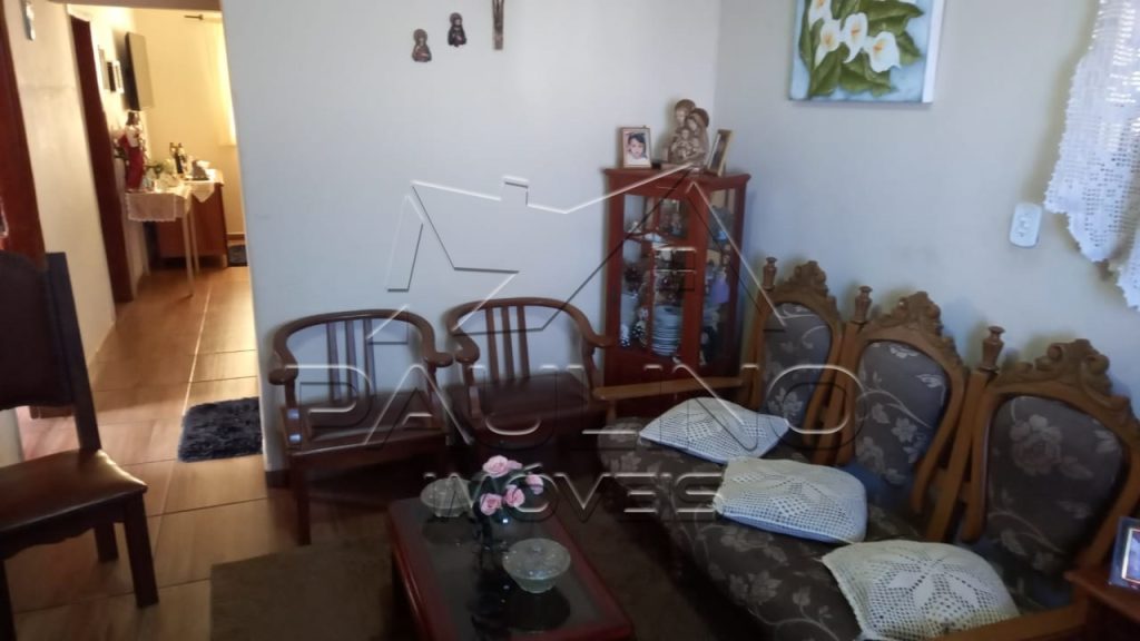 VENDE-SE CASA – BAIRRO CENTRO