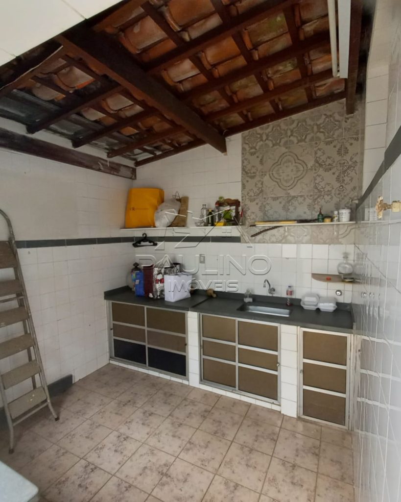 VENDE-SE APARTAMENTO NO CENTRO