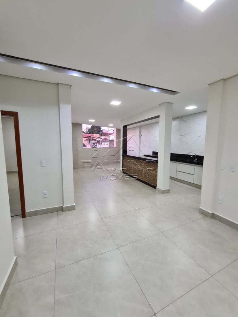 VENDE-SE APARTAMENTO NO CENTRO