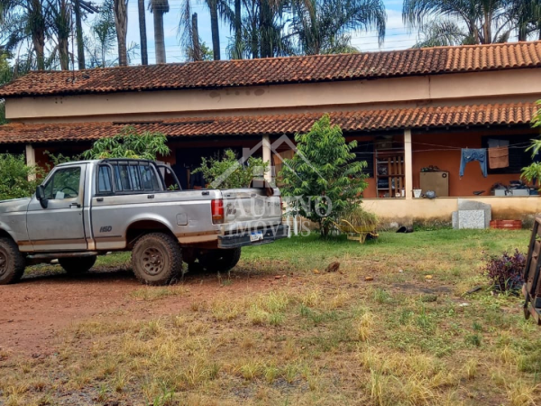 ALUGA-SE BARRACÃO+CASA DISTRITO INDUSTRIAL