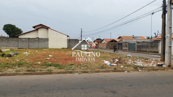 LOTE Á VENDA – BAIRRO ARISTIDES VIEIRA