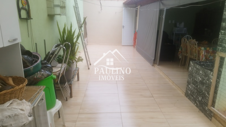 VENDE-SE CASA – BAIRRO VISTA ALEGRE