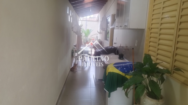 VENDE-SE CASA – BAIRRO VISTA ALEGRE