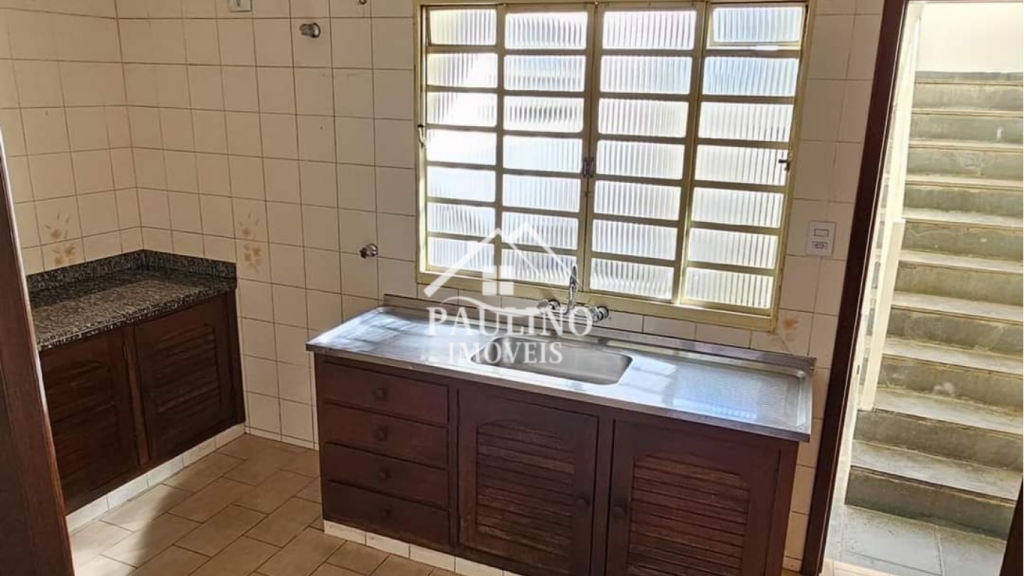 APARTAMENTO Á VENDA – BAIRRO CENTRO