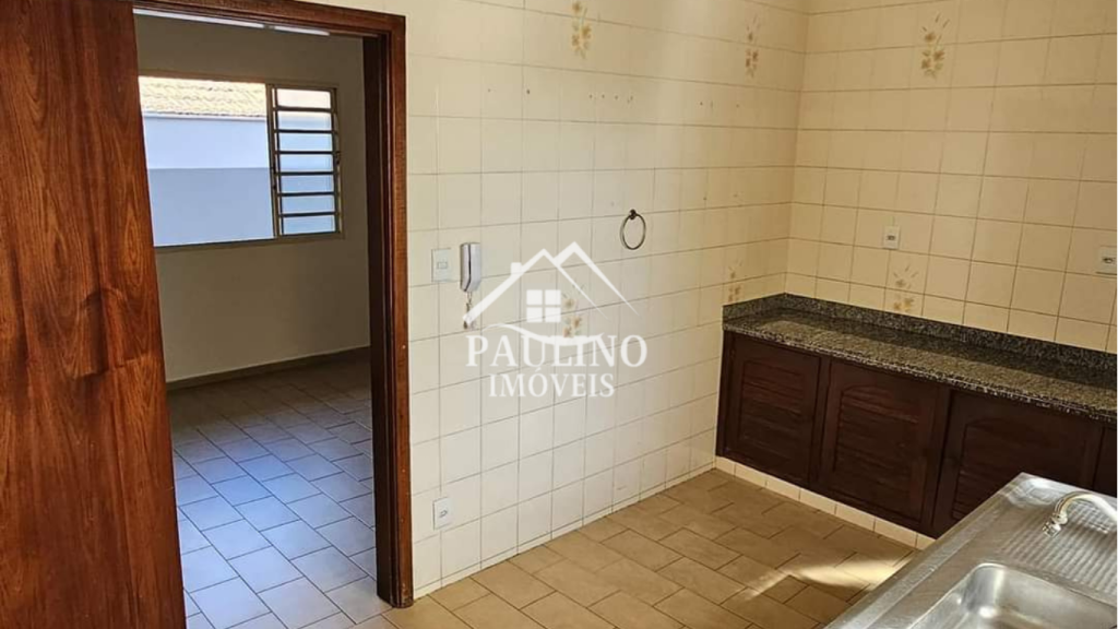 APARTAMENTO Á VENDA – BAIRRO CENTRO