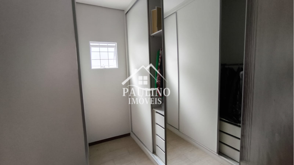 VENDE-SE APARTAMENTO – CENTRO