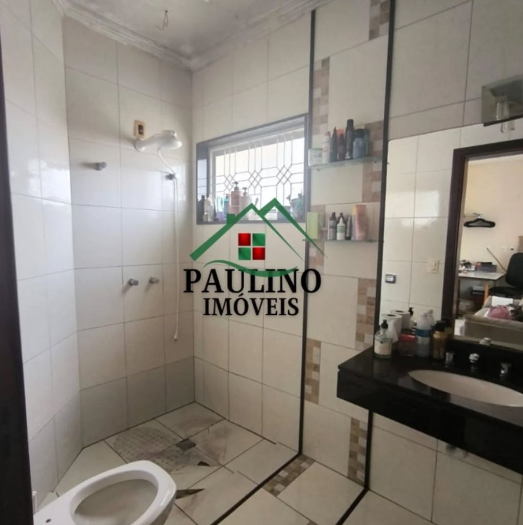 CASA À VENDA – CENTRO