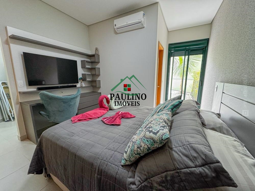 ?ALUGA-SE APARTAMENTO EM UBATUBA ?
