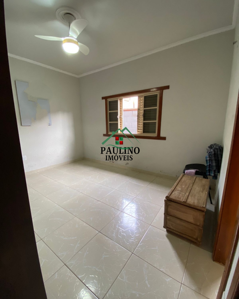 CASA Á VENDA