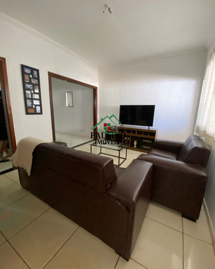 SOBRADO Á VENDA