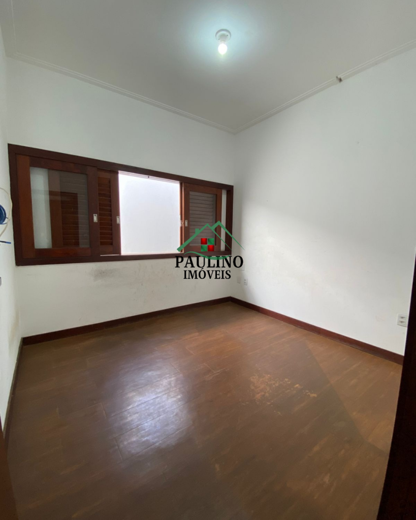CASA Á VENDA
