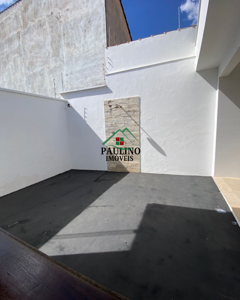CASA Á VENDA
