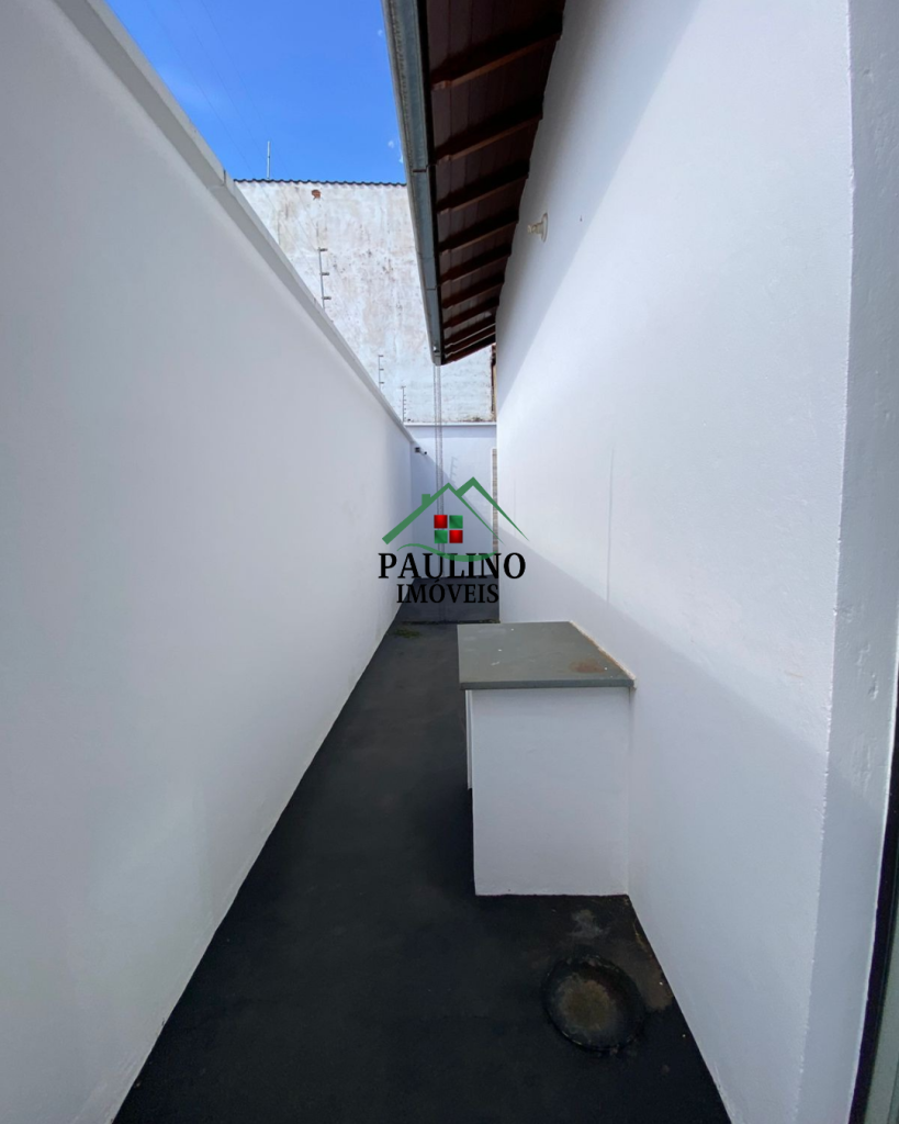 CASA Á VENDA