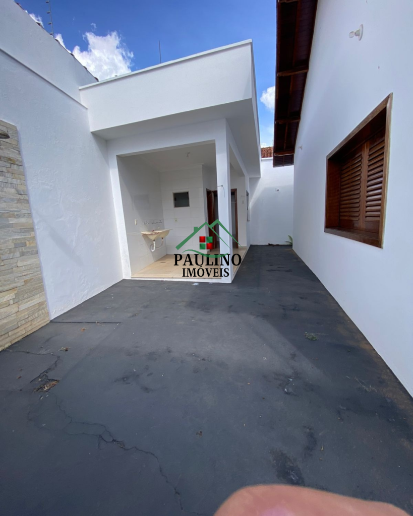 CASA Á VENDA