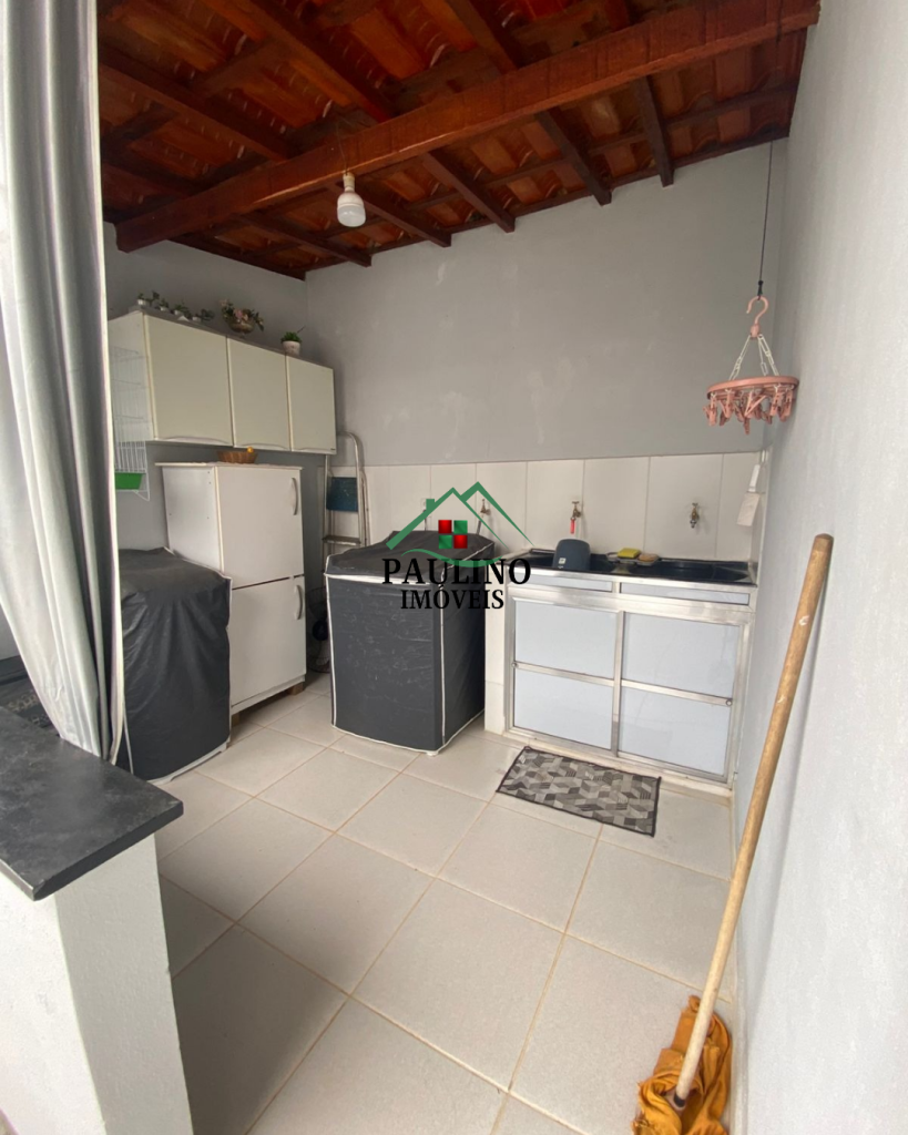 CASA Á VENDA