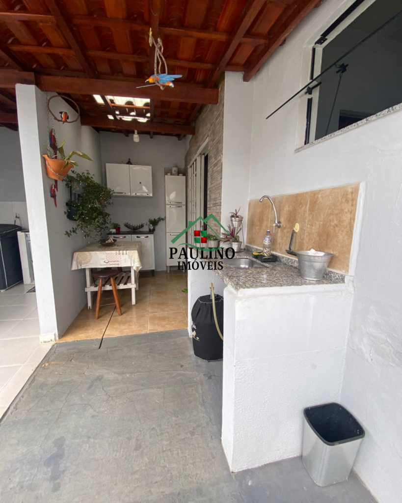 CASA Á VENDA