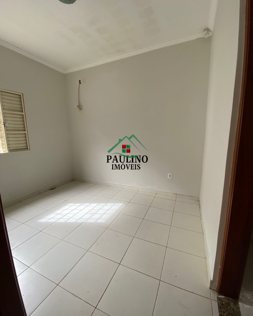 CASA Á VENDA
