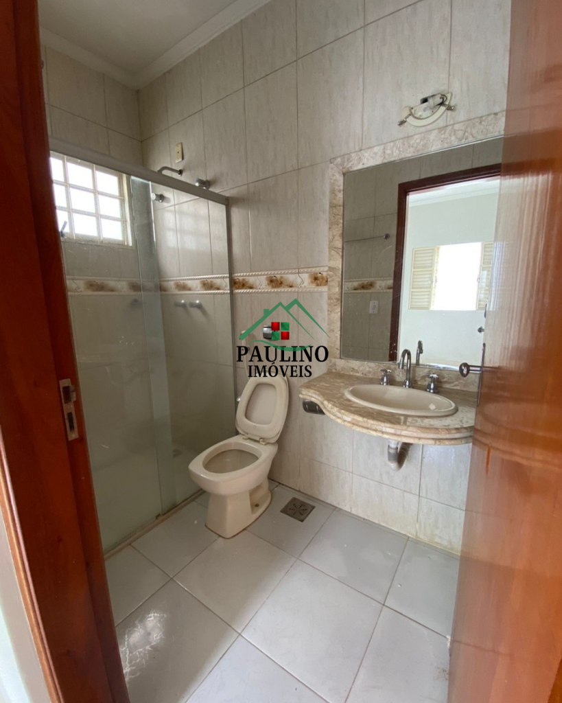 CASA Á VENDA
