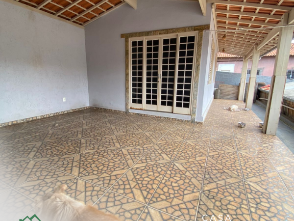CASA Á VENDA