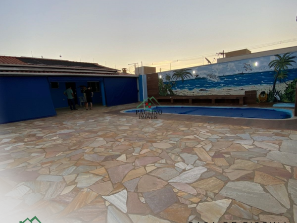 CASA Á VENDA