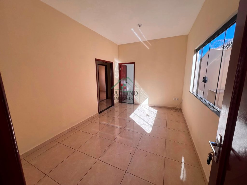 CASA Á VENDA