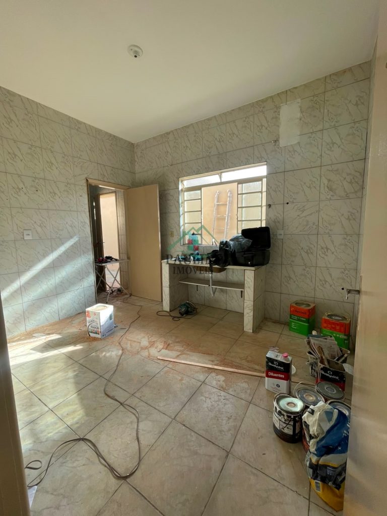 CASA Á VENDA