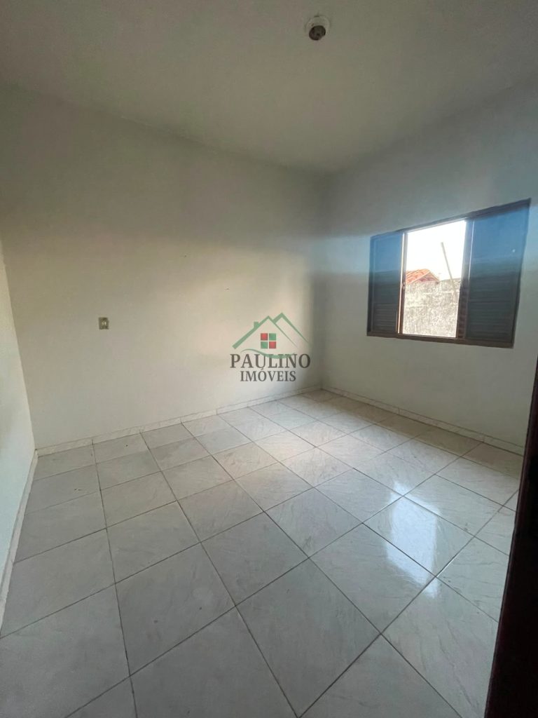 CASA Á VENDA