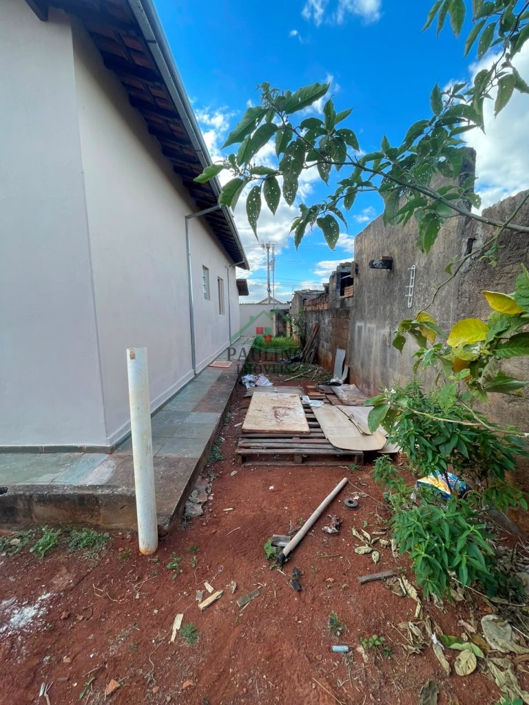 CASA Á VENDA