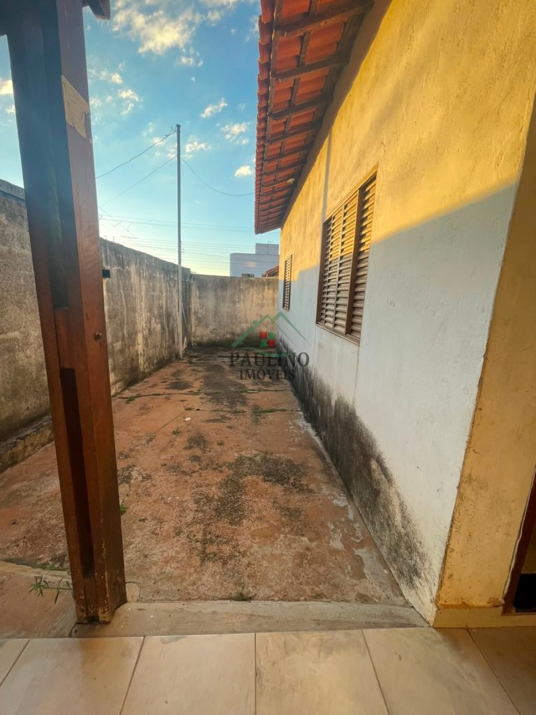 CASA Á VENDA