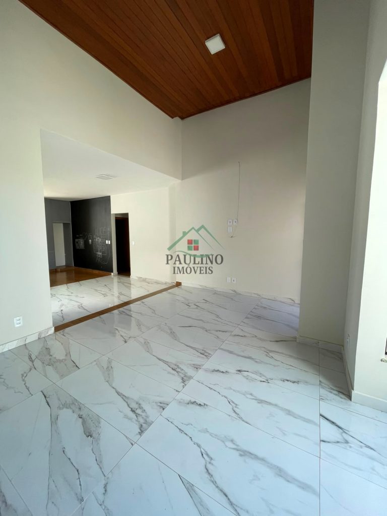 CASA Á VENDA