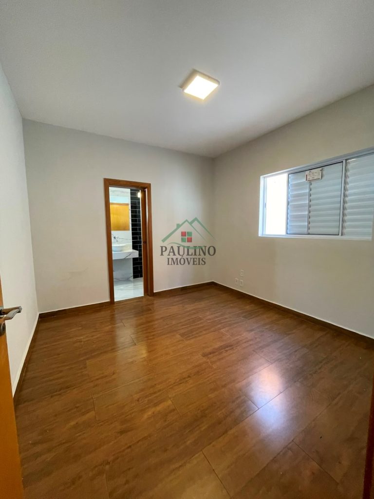 CASA Á VENDA